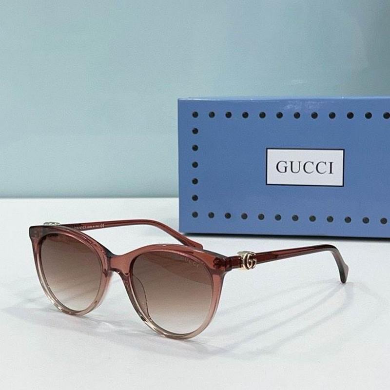 Gucci Sunglasses 820